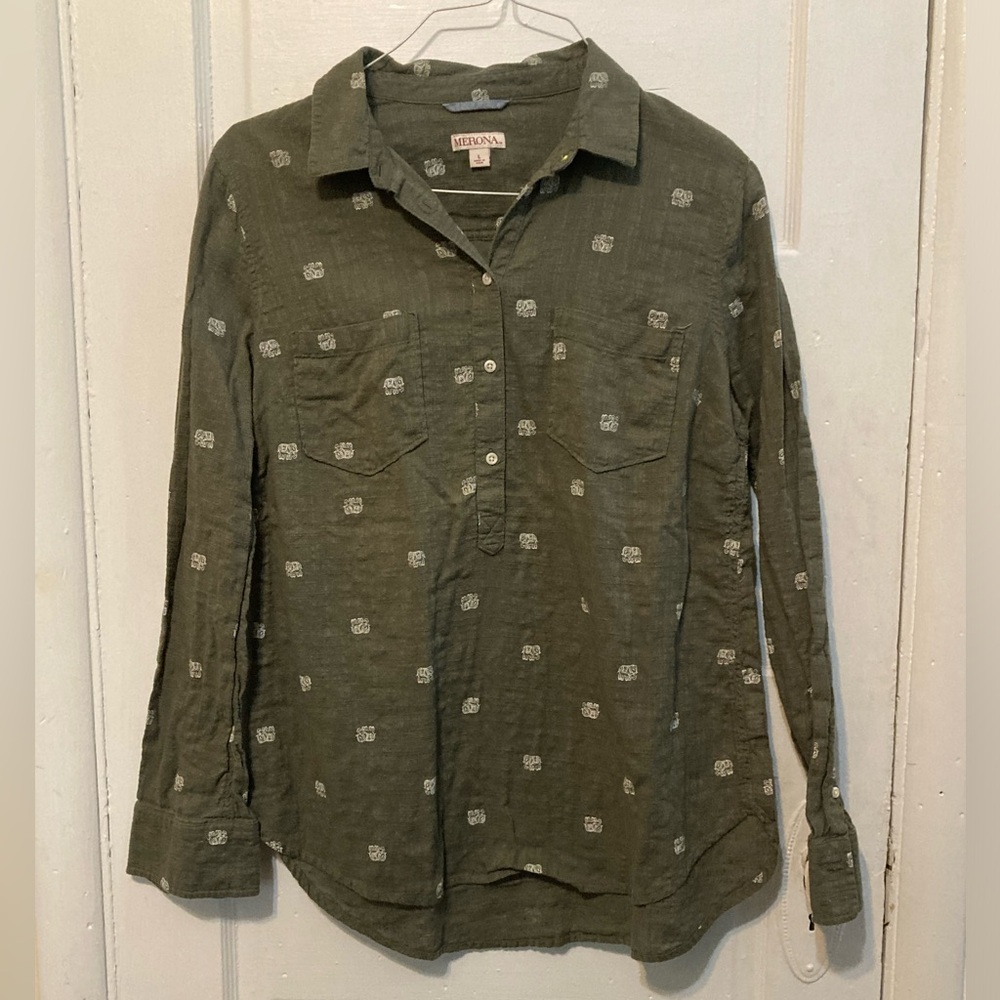 Merona Green Collar Button Down Cotton Shirt with Elephants - Picture 2 of 11